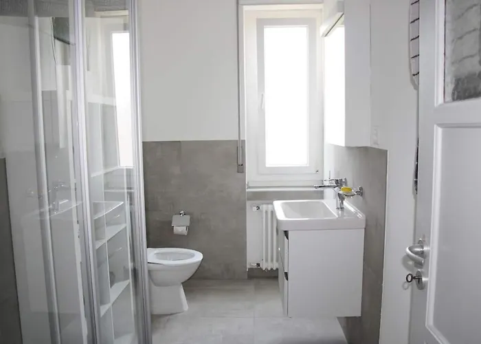 דירה New & Modern With Beautiful View! לוגאנו