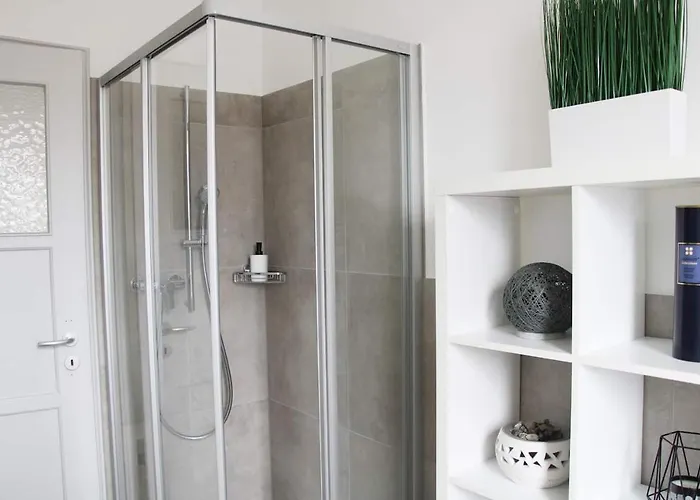 New & Modern With Beautiful View!